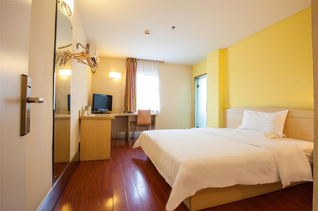 7Days Inn Bazhong Nanchi South Road Phoenix City Exterior foto