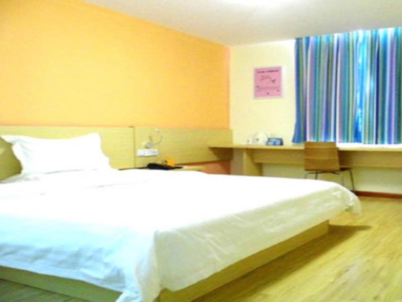 7Days Inn Bazhong Nanchi South Road Phoenix City Exterior foto
